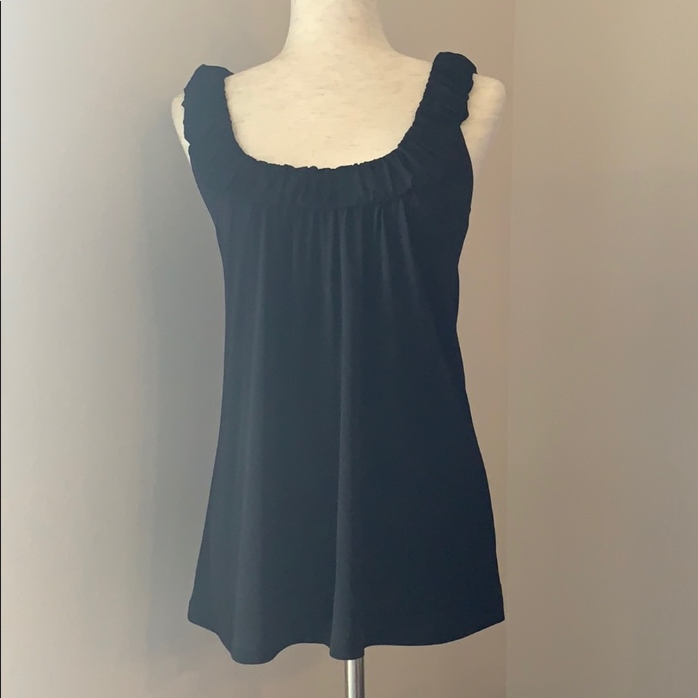 Guess top